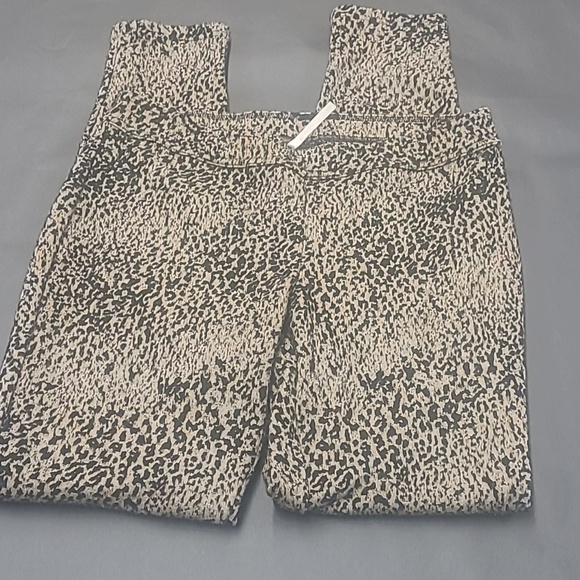 Free People Leopard Print Skinny Legging Pants Size XS - Picture 5 of 9